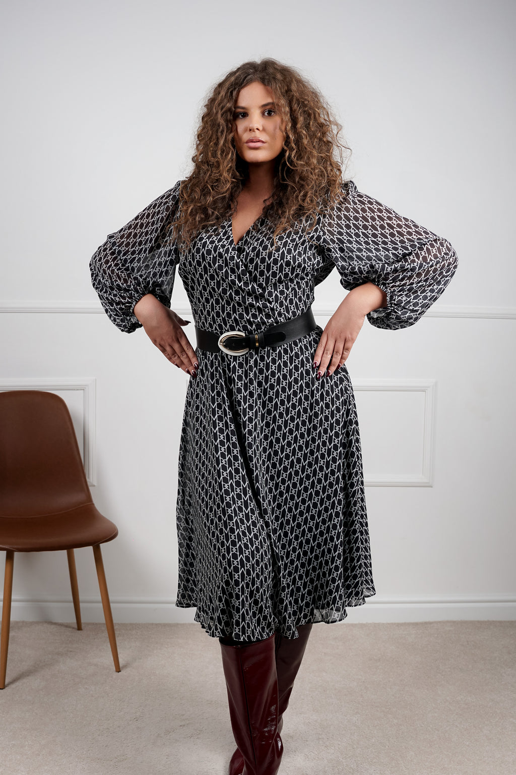 Elena haljina – moderna klasika za svaki dan