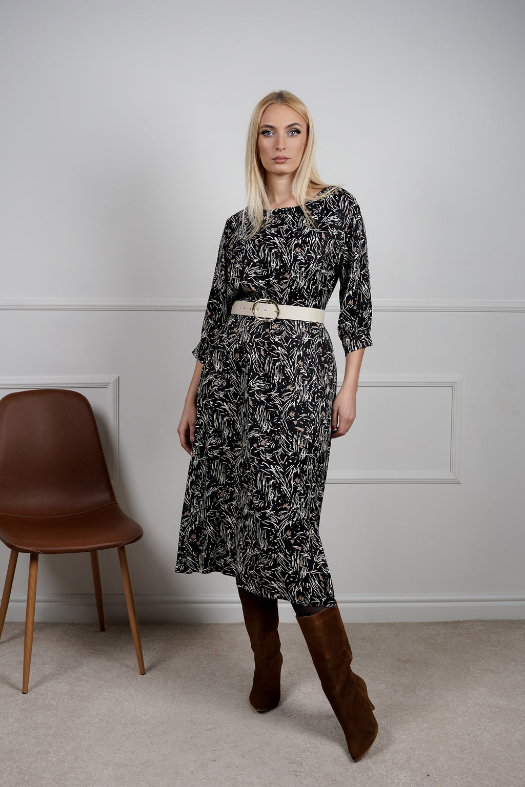 Jessie – svilenkasta haljina sa remenom