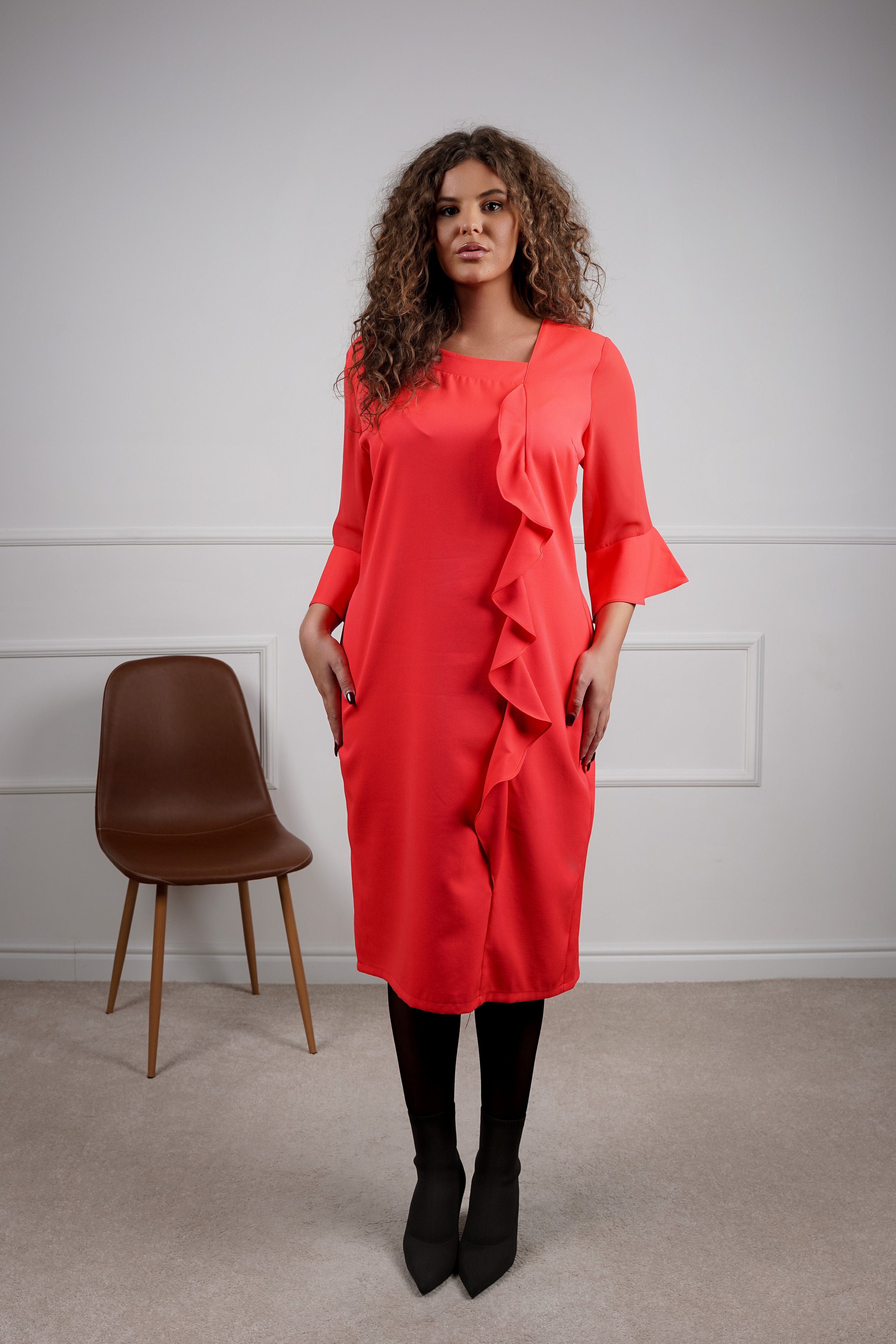 Isola - elegantna haljina u veličinama: 50 52 54