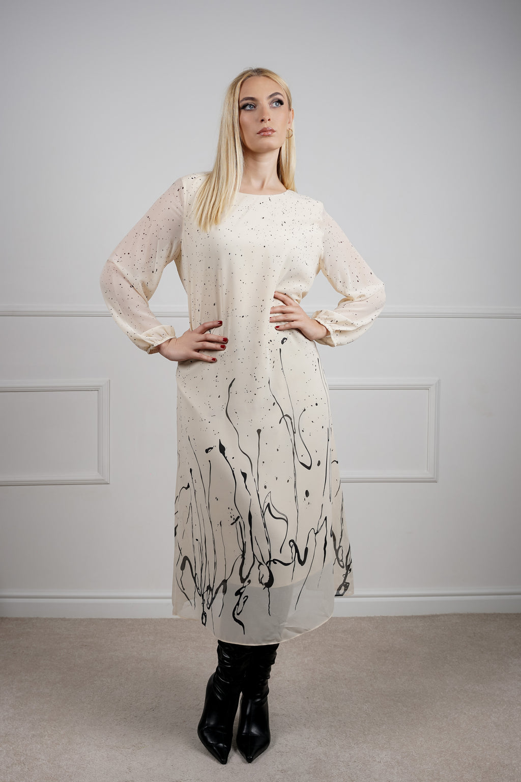 Noelle komplet – profinjena elegancija u prljavo bijeloj