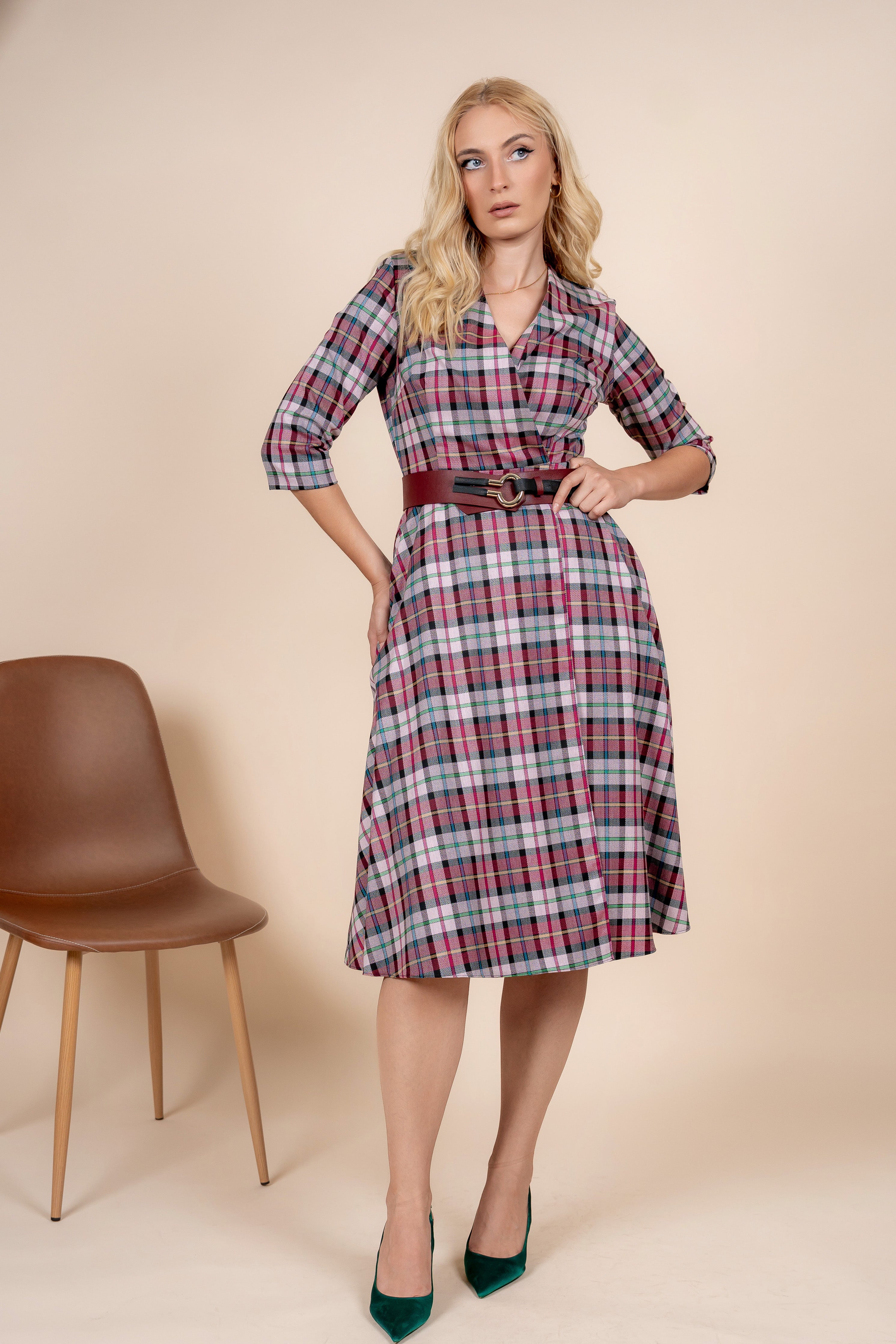 Daria – haljina A kroja s karo uzorkom