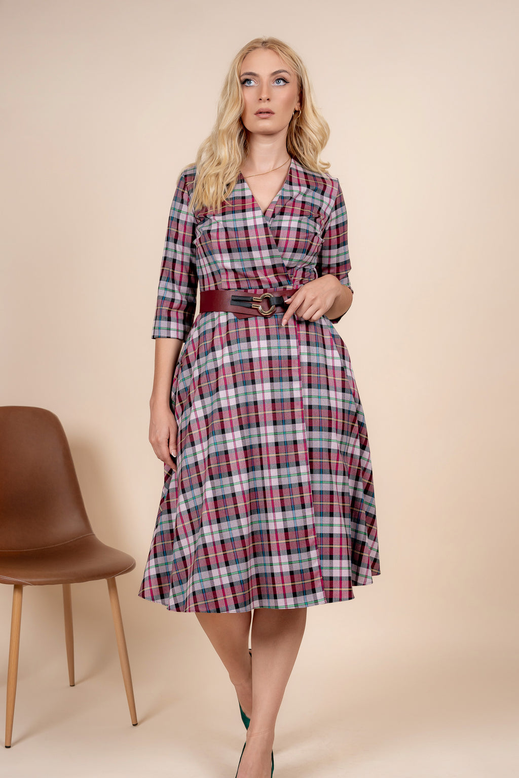 Daria – haljina A kroja s karo uzorkom