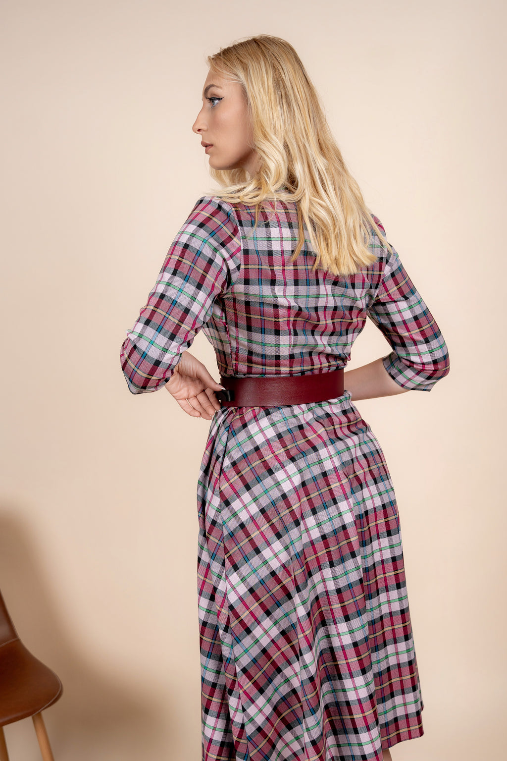 Daria – haljina A kroja s karo uzorkom