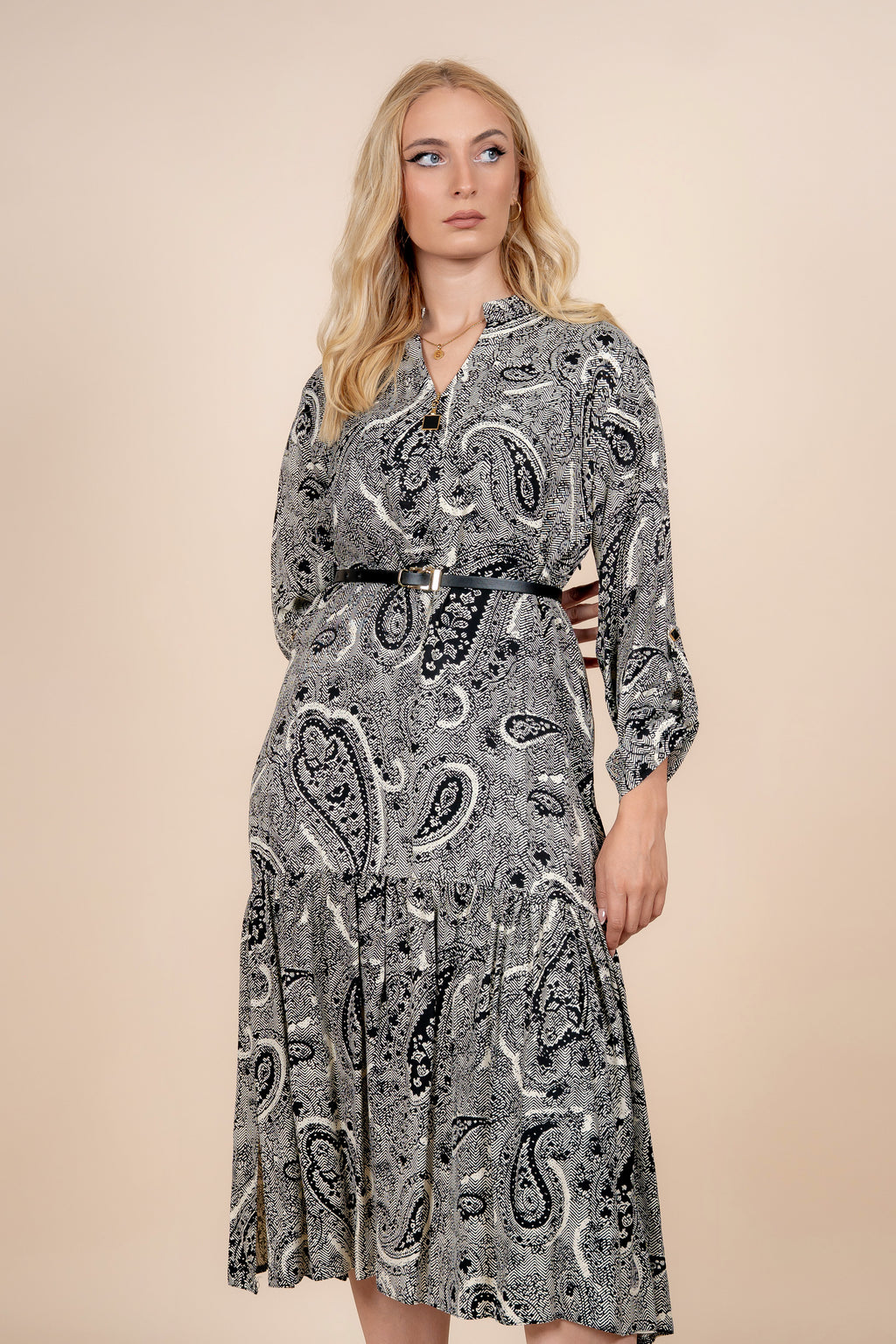 Maya – moderna pamučna haljina s unikatnim dezenom