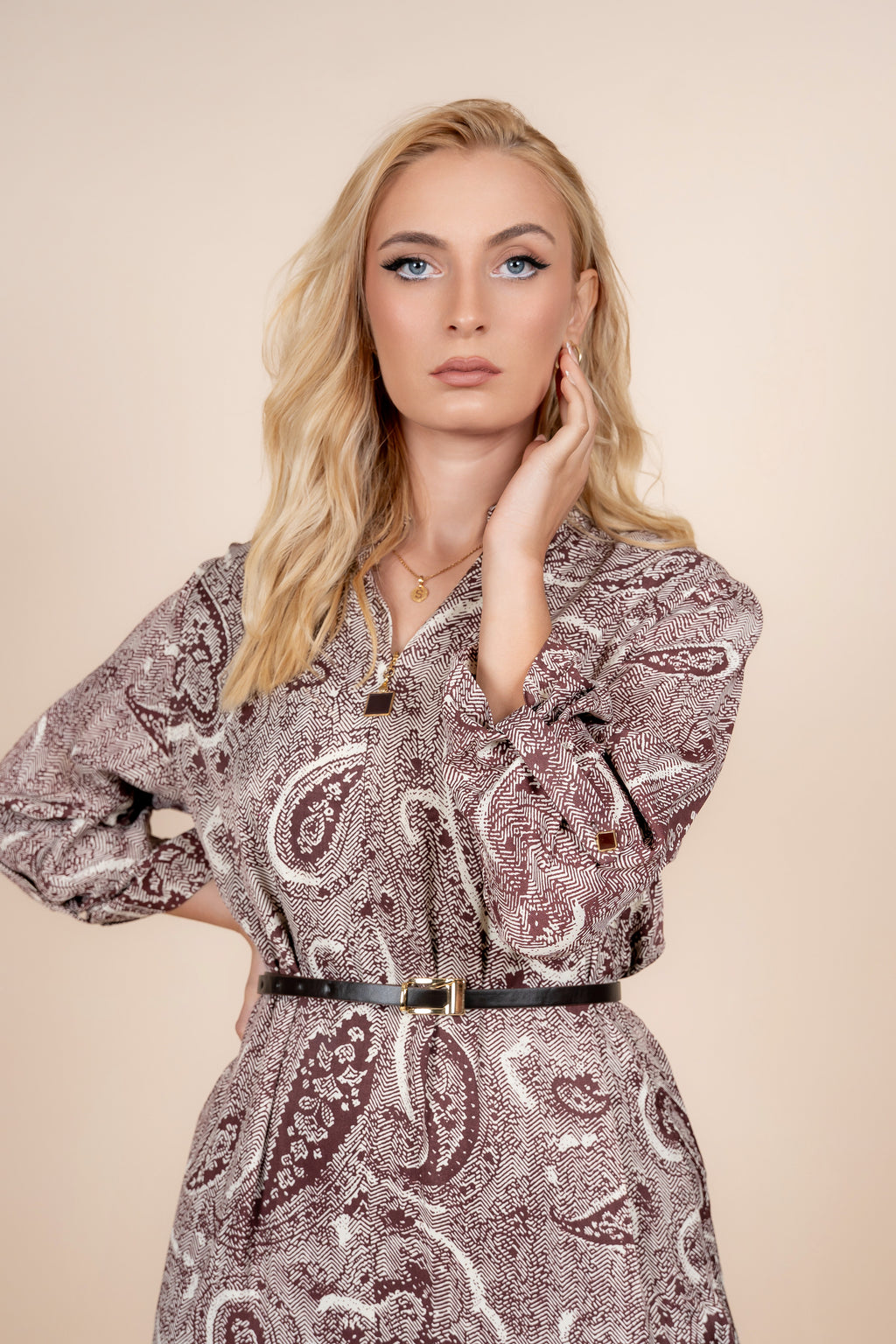 Maya - moderna pamučna haljina s unikatnim dezenom