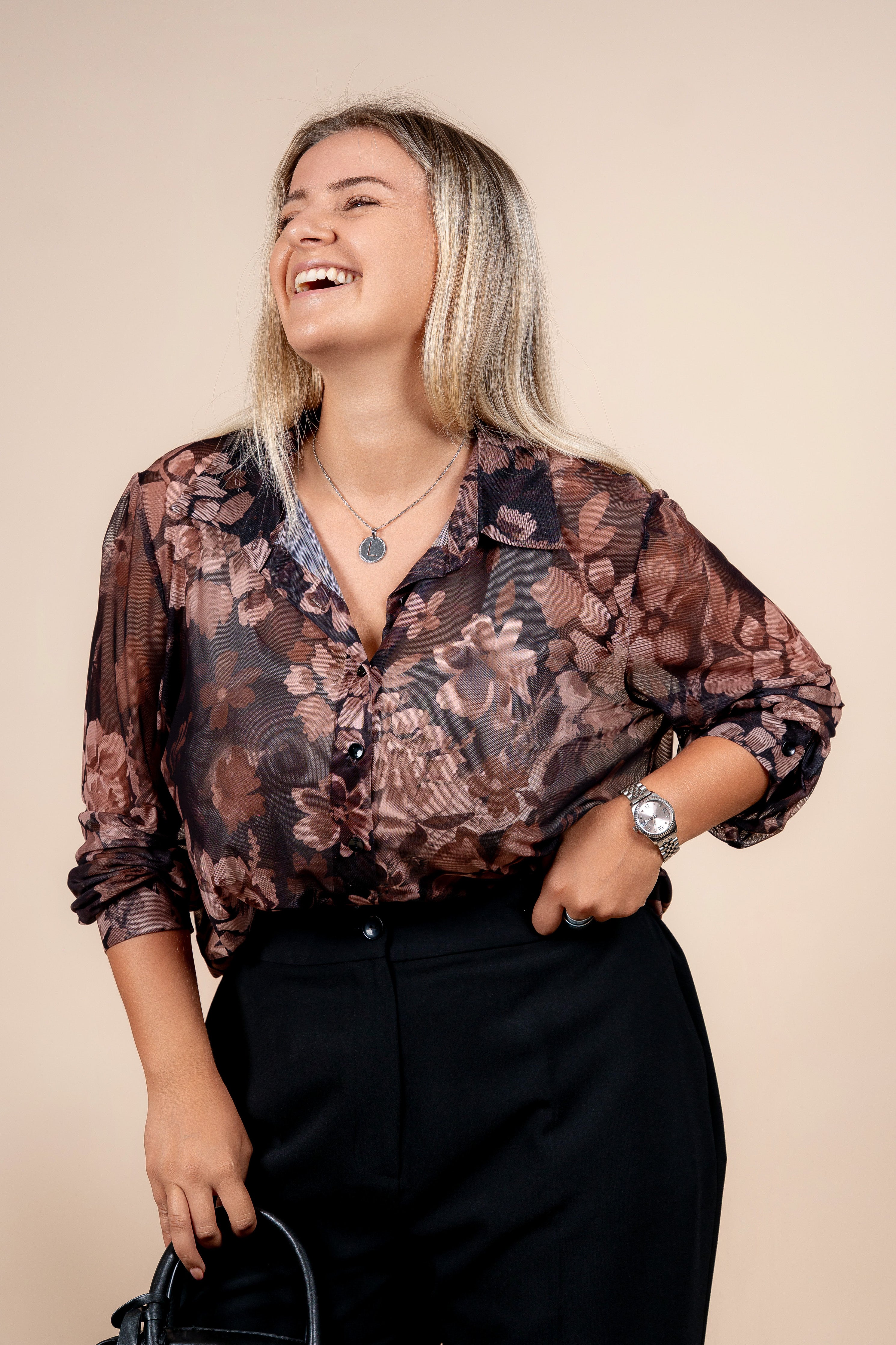 Anelia - smeđa košulja