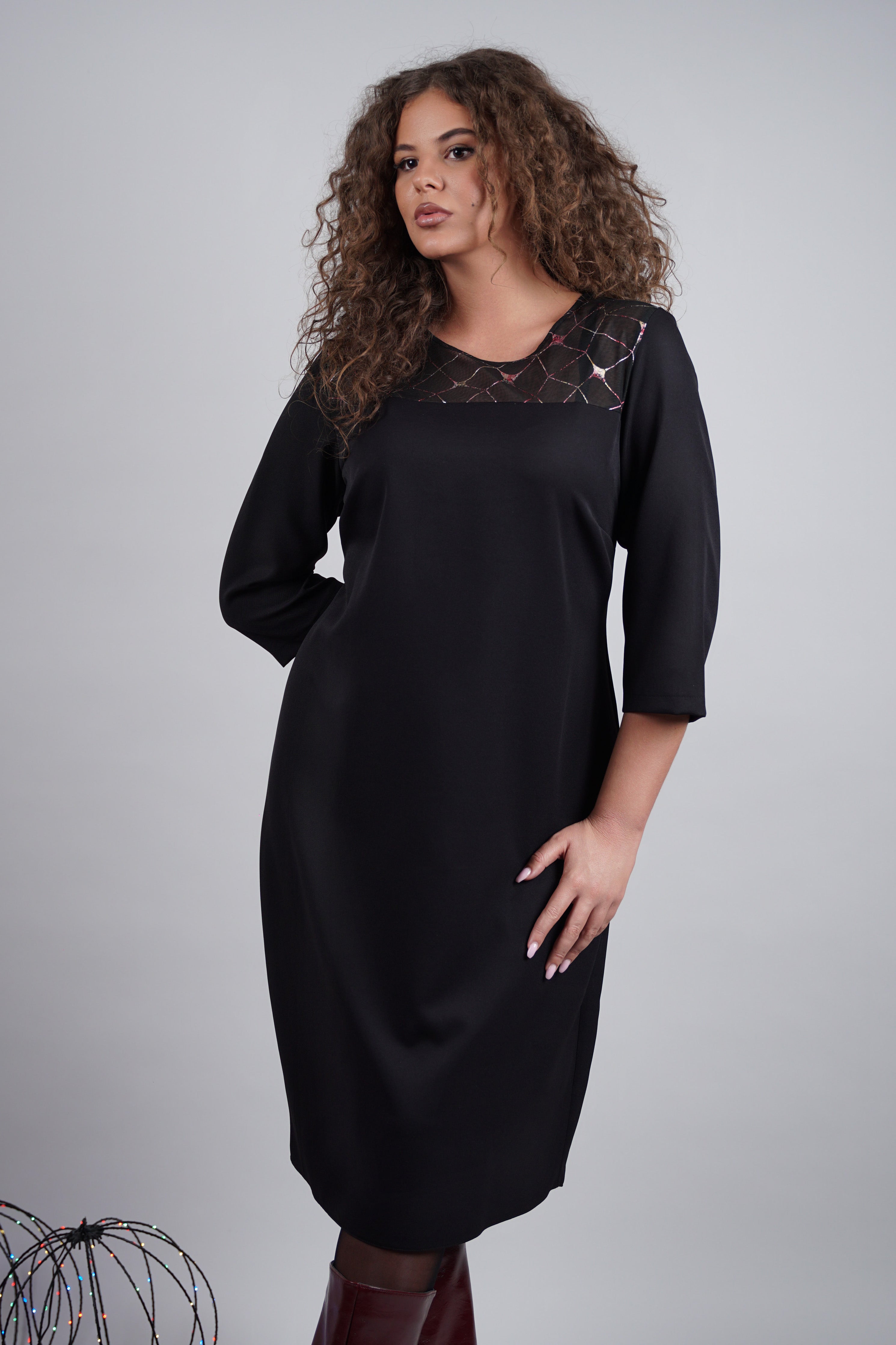 Mavie – haljina sa aplikacijom na gornjem dijelu