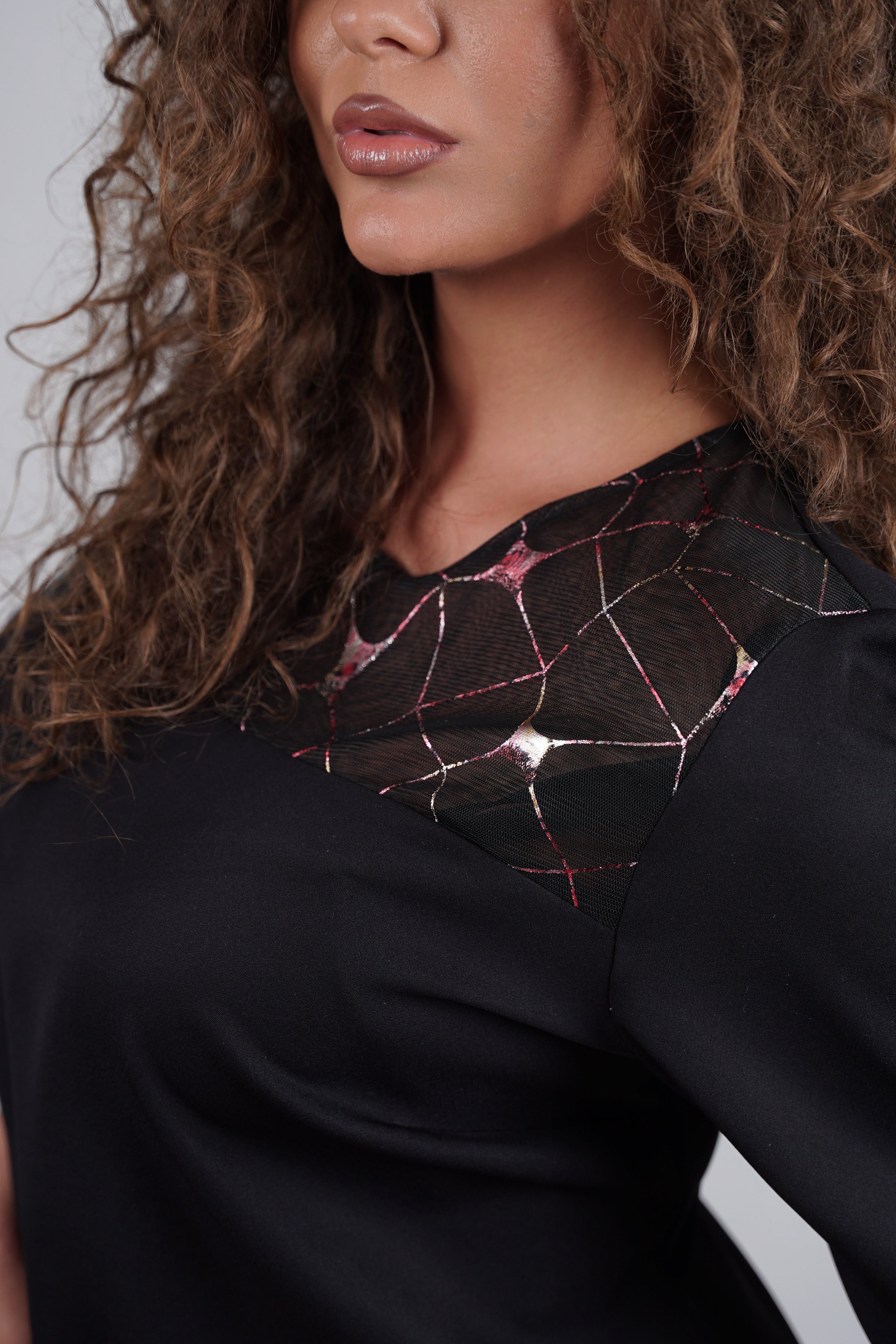 Mavie – haljina sa aplikacijom na gornjem dijelu