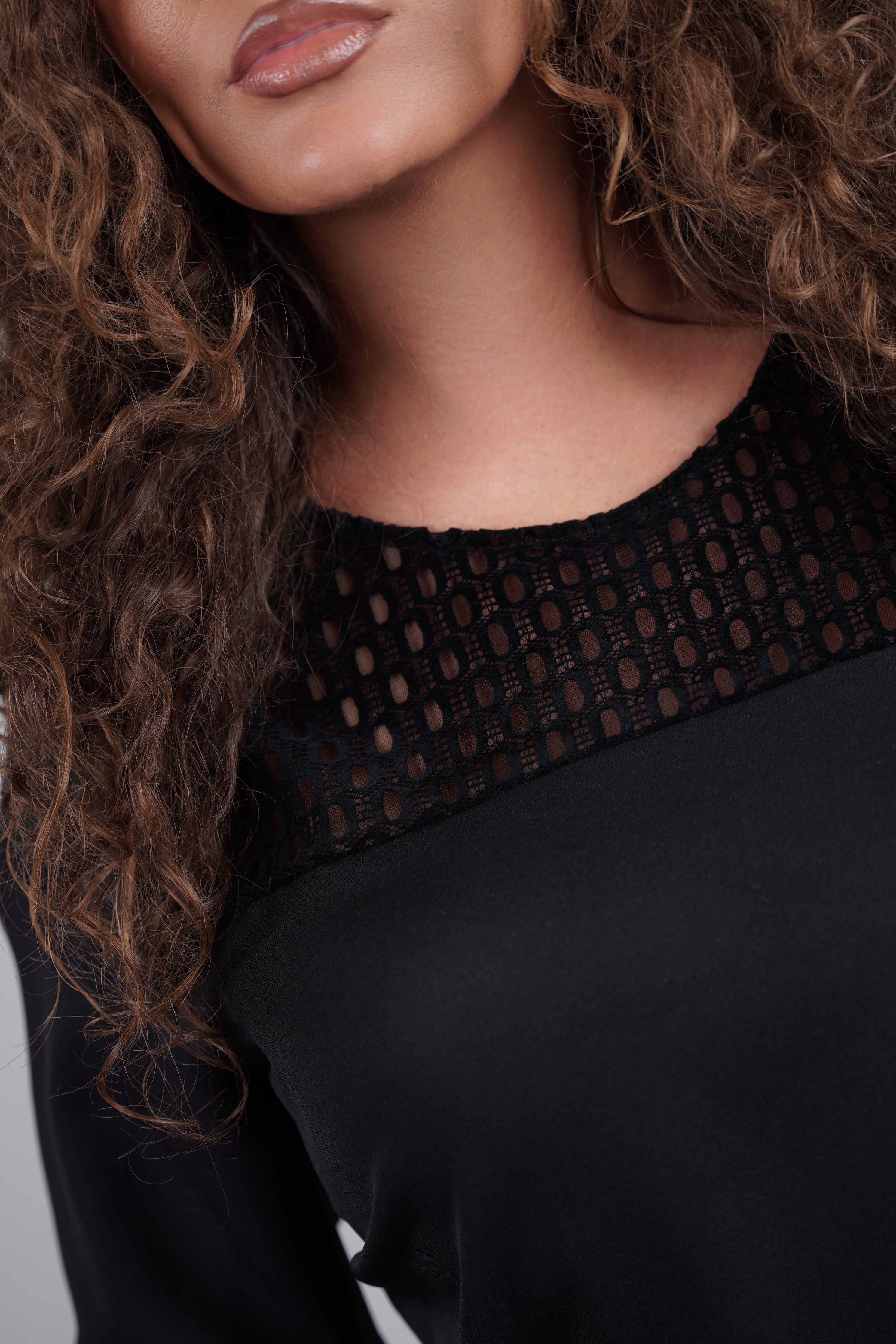 Mavie – haljina sa aplikacijom na gornjem dijelu