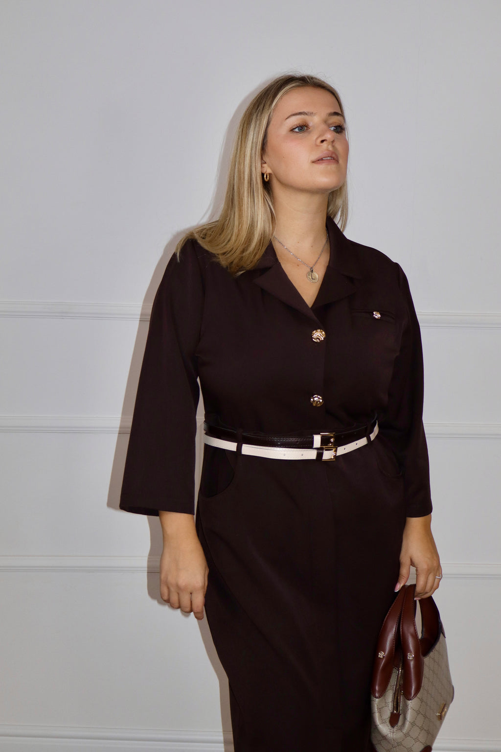 Mia haljina – suptilna elegancija za svaku priliku